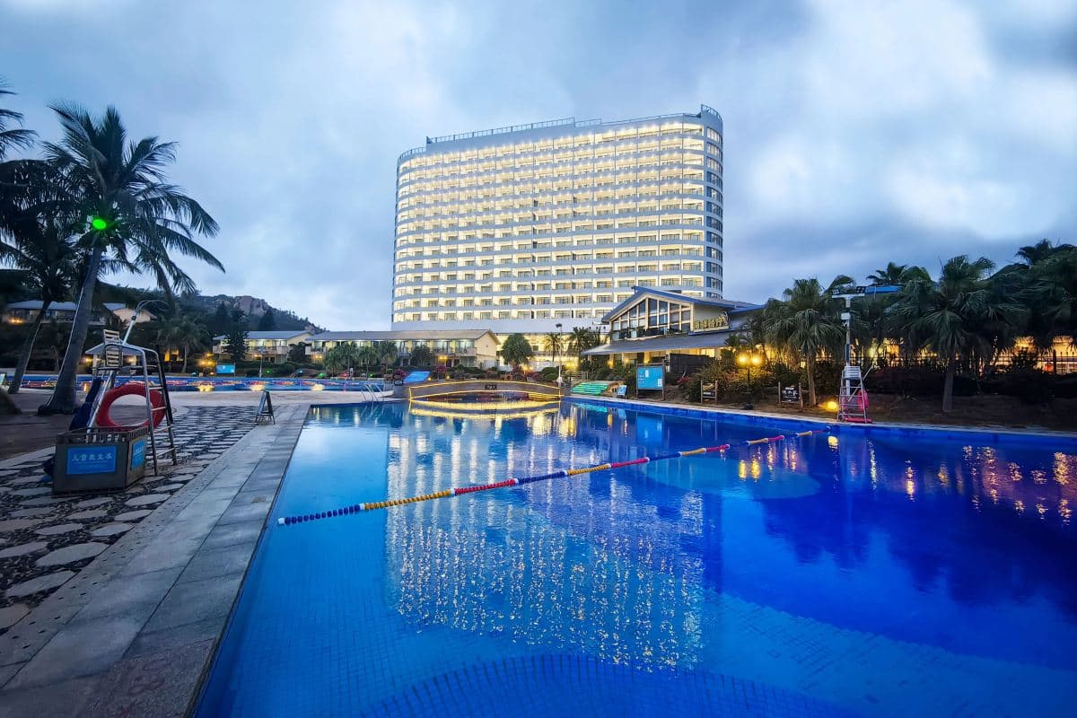 台山+陽江3天團·《希臘風情小鎮》浪漫度假地「那琴半島地質海洋公園」（永安旅遊 旅行團）