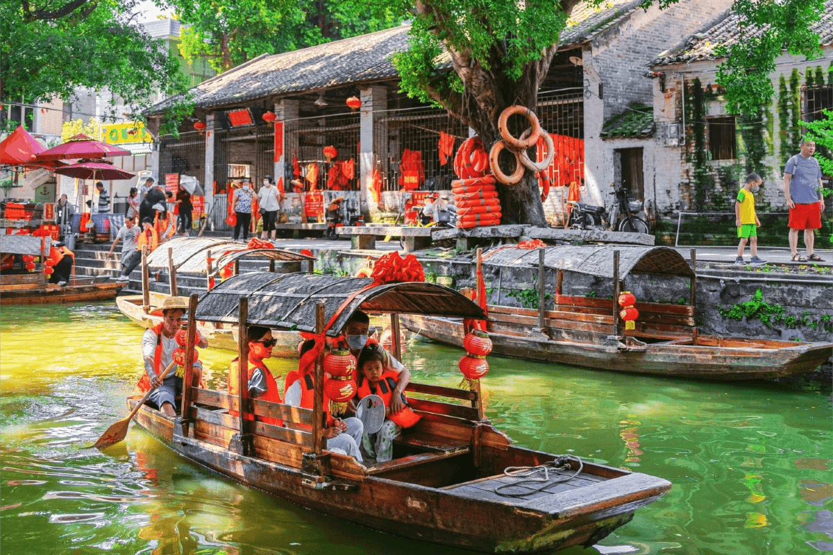 「嶺南新天地」「漁人碼頭」【(位上)金沙鹽焗膏蟹+(位上)鮑參翅肚羹】【順德廚娘巧手私房菜】順德佛山純玩2天團（永安旅遊 旅行團）