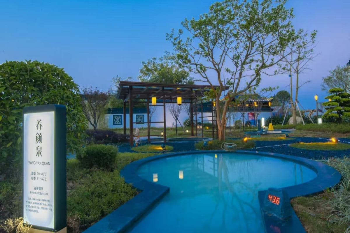 梅州+河源3天團·保證入住國際品牌~DoubleTree 河源匯景希爾頓逸林酒店+興寧玖崇湖鳳頤温泉酒店（永安旅遊 旅行團）