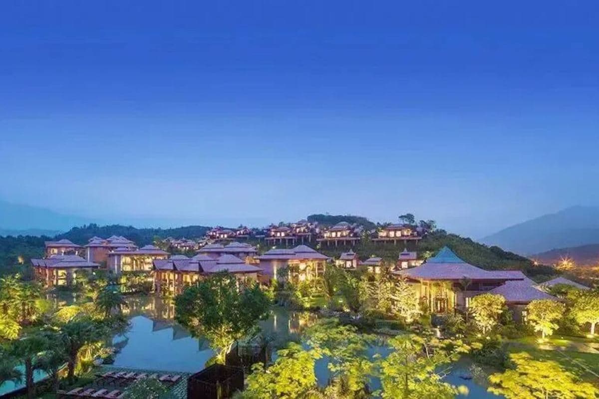 廣州2天團·《Thai Style穿越清邁蘭納夢境度假》Dusit都喜集團旗下~從化都喜泰麗温泉度假酒店（永安旅遊 旅行團）