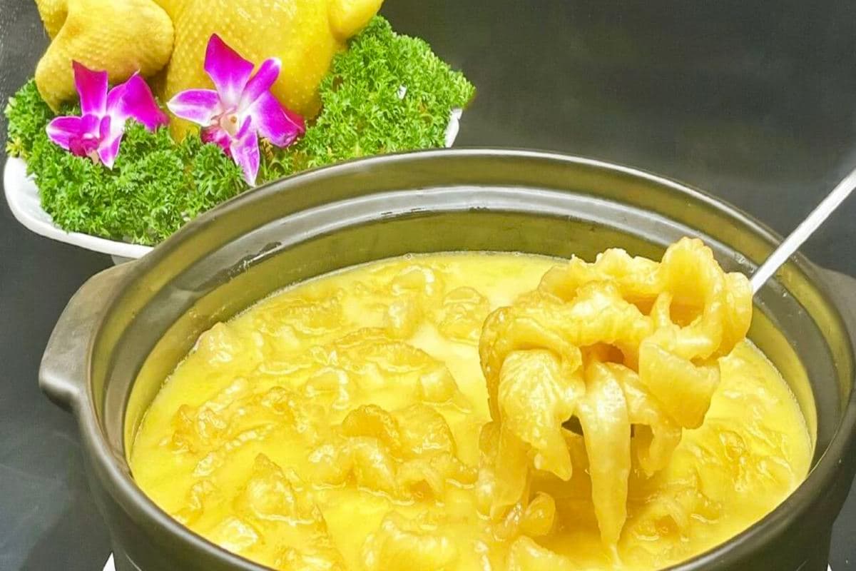 中山2天團·【八頭鮑魚+羅氏大蝦炆焗杏花雞宴】【花膠濃湯煲雞(每席兩斤)+韻味炭火蜜汁叉燒宴】入住中山東鳳大信酒（永安旅遊 旅行團）