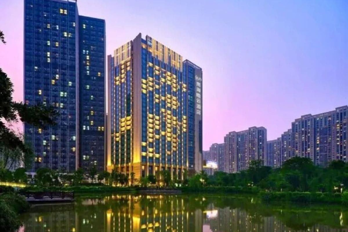 廣州+佛山2天團·羅湖香格里拉酒店出發+尋味大灣區食足9餐~南海瞻雲酒店~每天首團首10位成人報名,提升入住江景大床房(永安旅遊 旅行團)